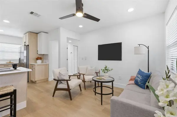 2116 W SEWAHA ST, Tampa, FL 33612