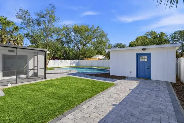 2116 W SEWAHA ST, Tampa, FL 33612