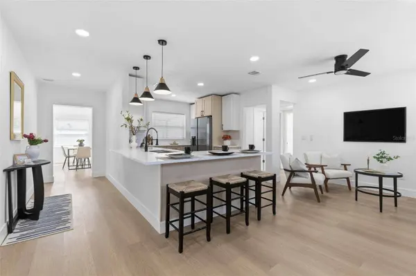 2116 W SEWAHA ST, Tampa, FL 33612