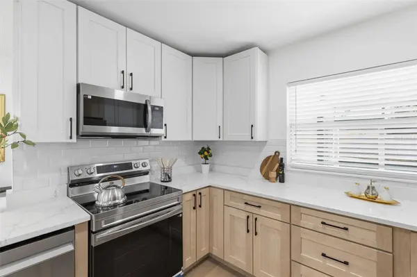 2116 W SEWAHA ST, Tampa, FL 33612