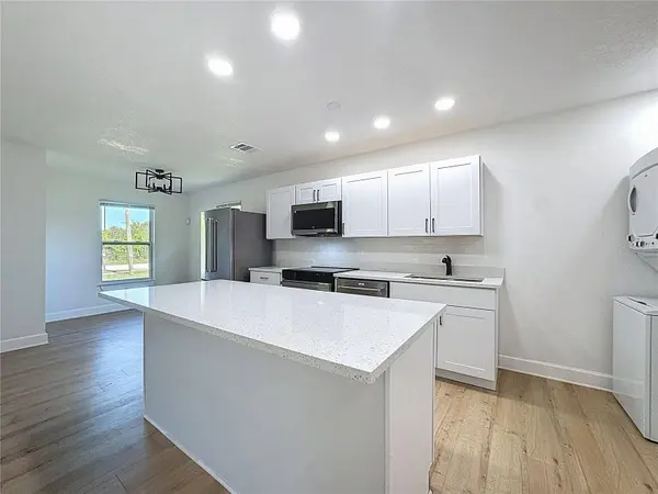 360 MISSION RD, Oviedo, FL 32765