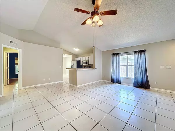 1319 DEW BLOOM RD, Valrico, FL 33594