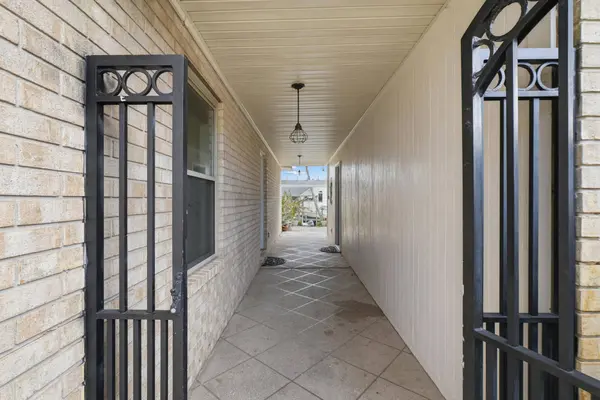 1148 Sunset LN, Gulf Breeze, FL 32563
