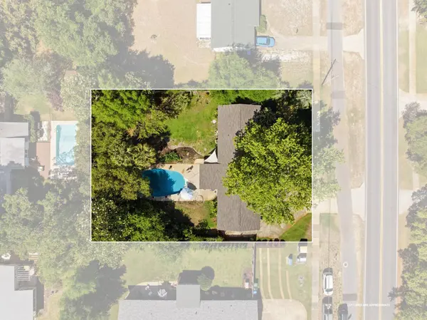 353 Fairpoint DR, Gulf Breeze, FL 32561