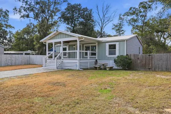 140 Palmetto AVE, Freeport, FL 32439