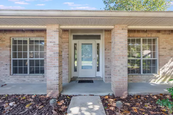 54 Hillcrest Drive, Shalimar, FL 32579