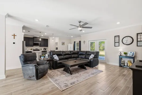 158 S Bentgrass RD, Freeport, FL 32439