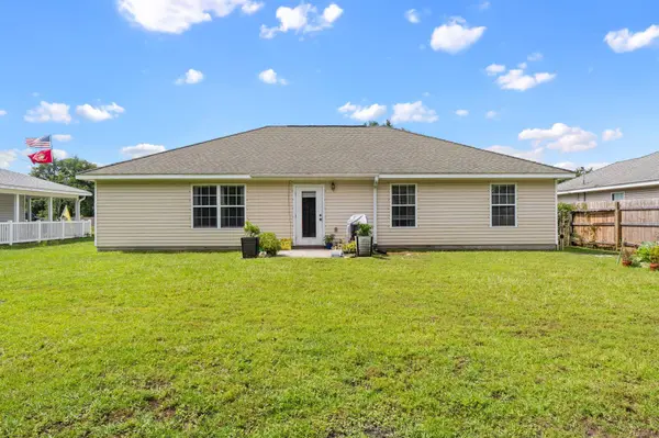 8270 Segura ST, Navarre, FL 32566