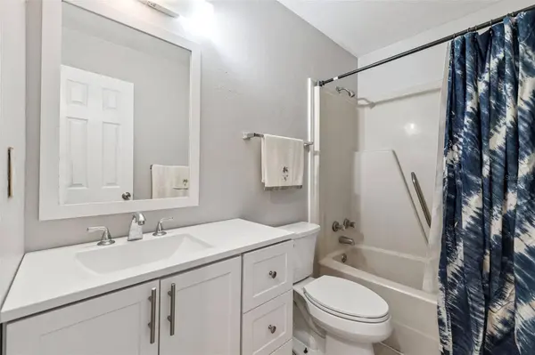 2072 BURMA RD, New Smyrna Beach, FL 32168