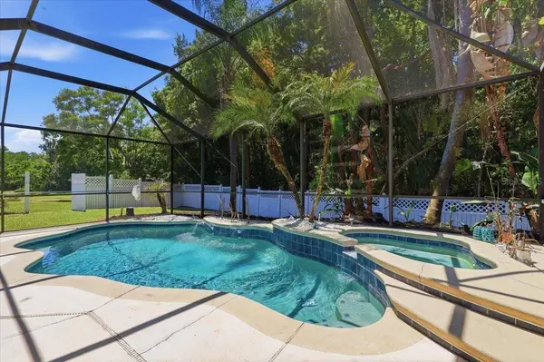 6841 BOUGANVILLEA CRESCENT DR, Orlando, FL 32809