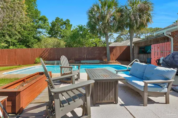 1171 Eula St, Gulf Breeze, FL 32563