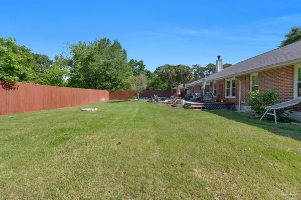 1171 Eula St, Gulf Breeze, FL 32563