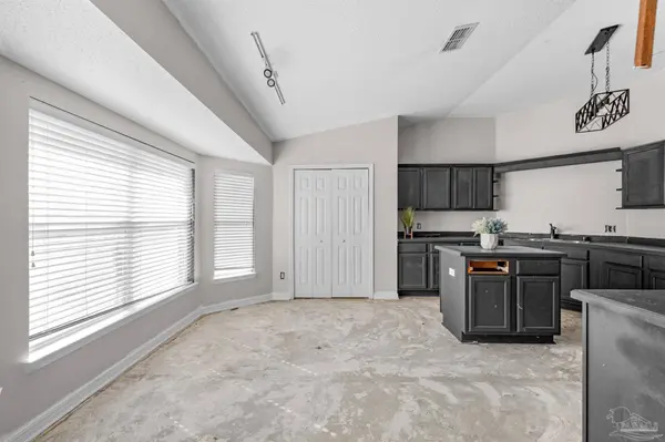 226 Trish Dr, Crestview, FL 32536
