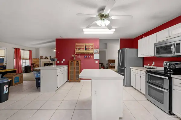 383 Riverchase Blvd, Crestview, FL 32536