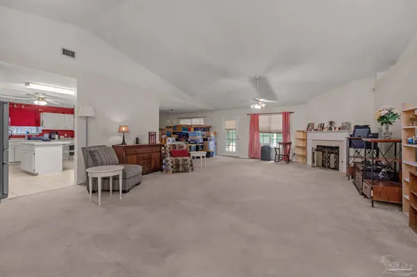383 Riverchase Blvd, Crestview, FL 32536