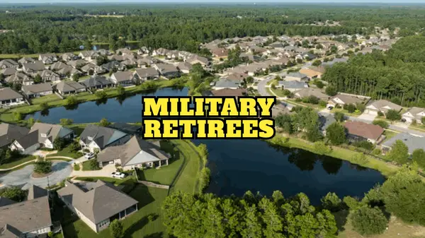 feature image of Where Should Military Retirees Settle on the Emerald Coast?