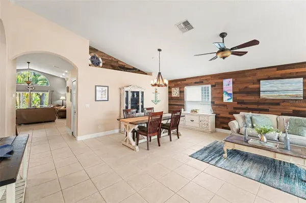 12324 GLENFIELD AVE, Tampa, FL 33626