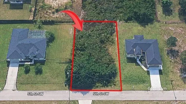 3307 5th St SW, Lehigh Acres, FL 33976-2418