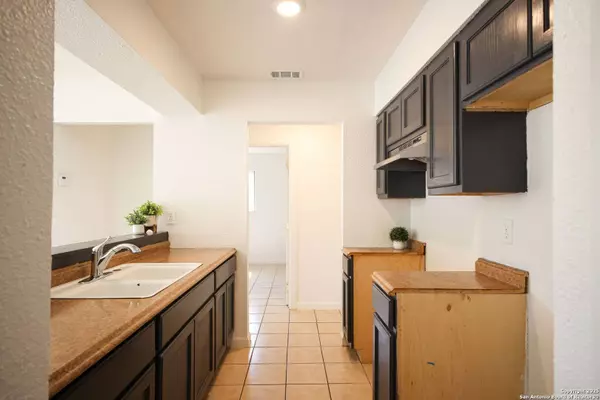 3258 Twining, San Antonio, TX 78211