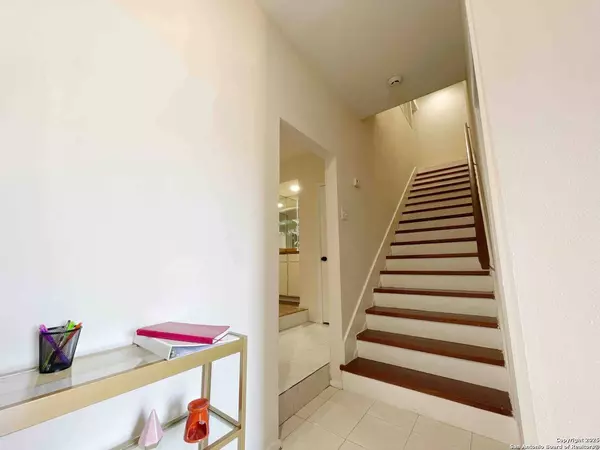 8112 Scottshill, San Antonio, TX 78209