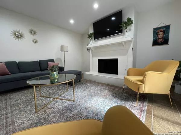 8112 Scottshill, San Antonio, TX 78209