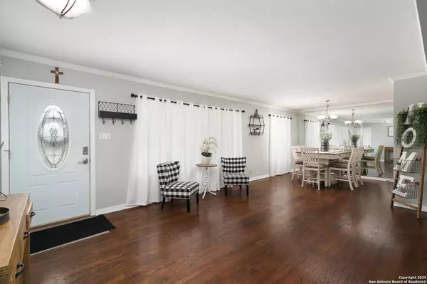 311 Redcliff, San Antonio, TX 78216