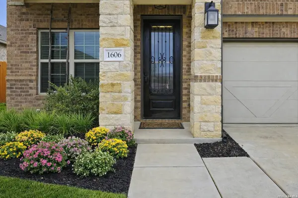 1606 Couser, New Braunfels, TX 78132