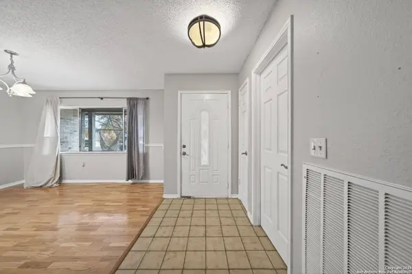 6007 LONESOME PINE ST, San Antonio, TX 78247