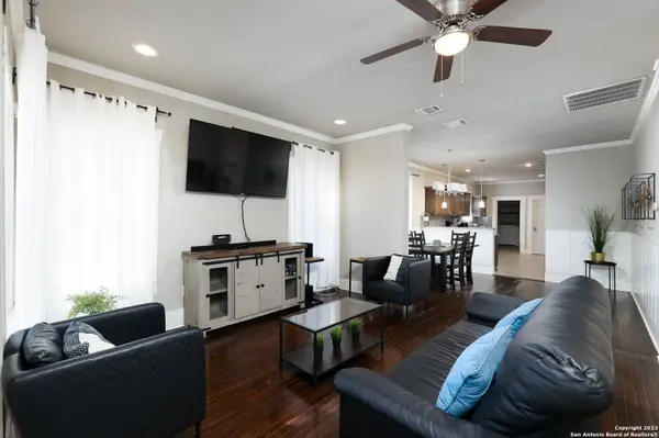 1629 W woodlawn, San Antonio, TX 78201