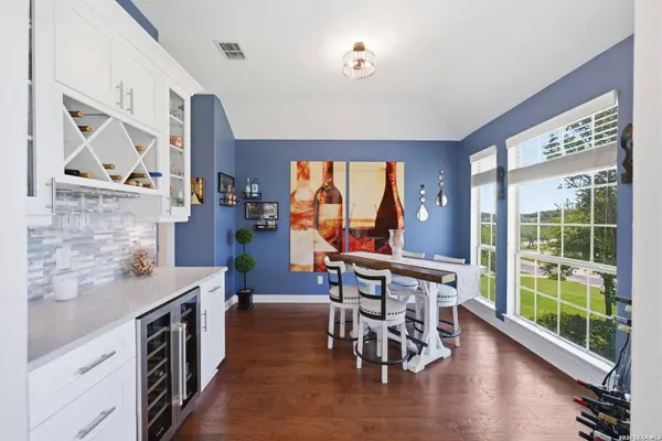 9015 TUSCAN HILLS DR, Garden Ridge, TX 78266