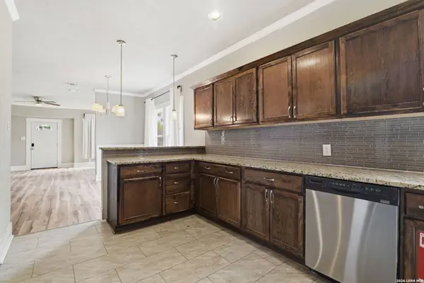 1629 W woodlawn, San Antonio, TX 78201