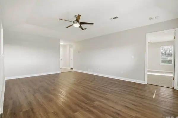 23 SHADOW CIR, New Braunfels, TX 78130