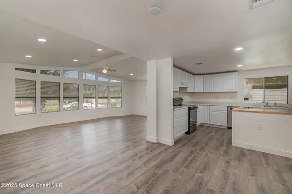 1918 Sago Palm ST NE, Palm Bay, FL 32905