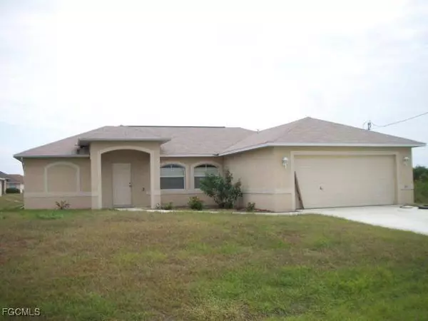 367 Portal AVE, Lehigh Acres, FL 33974