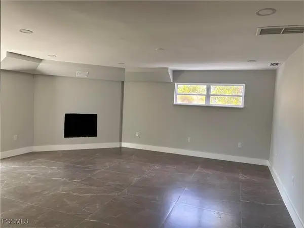 3784 Coquina DR, Sanibel, FL 33957