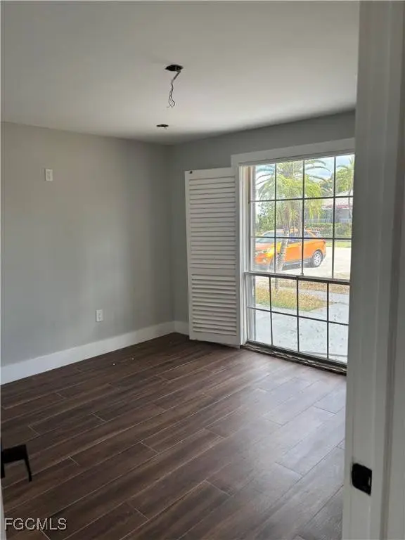 888 Limpet DR, Sanibel, FL 33957