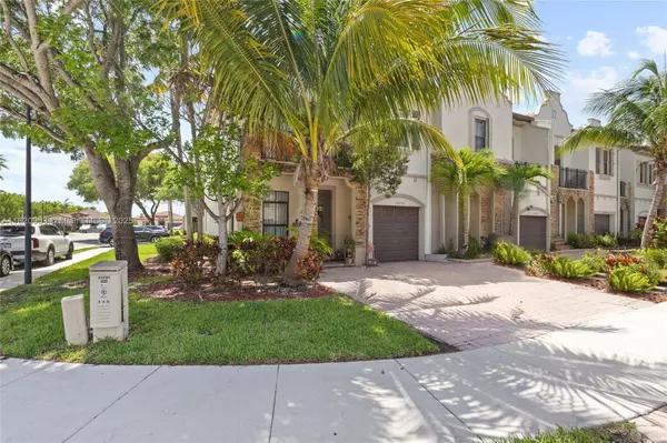 23720 SW 114th Pl, Homestead, FL 33032