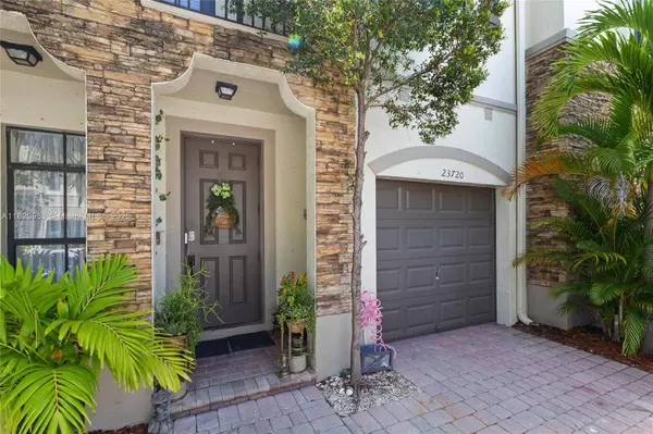 23720 SW 114th Pl, Homestead, FL 33032