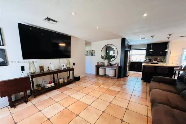 8040 SW 196th #0, Cutler Bay, FL 33189