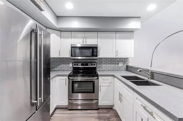 1845 Runners Way, North Lauderdale, FL 33068