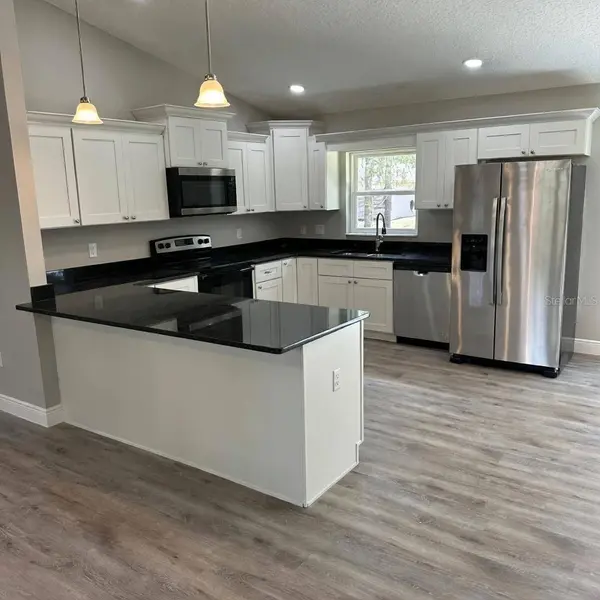 1522 W BARLOW PL, Dunnellon, FL 34434