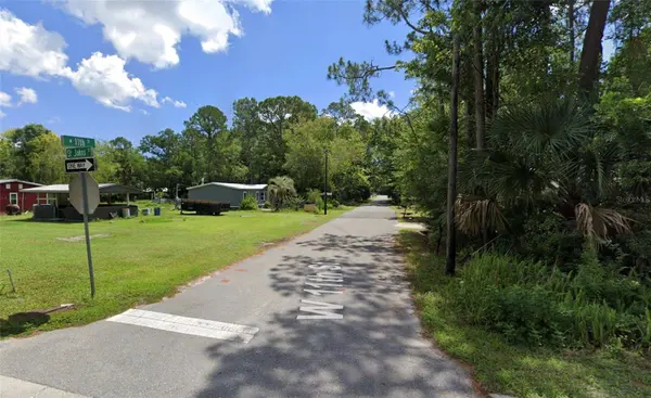 901 W 11TH ST, St Augustine, FL 32084