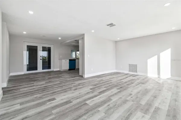 6009 BEVERLY DR, Hudson, FL 34667