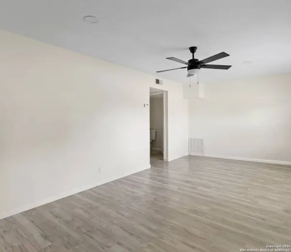 7810 Hobble, San Antonio, TX 78227