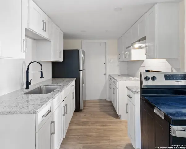 7810 Hobble, San Antonio, TX 78227