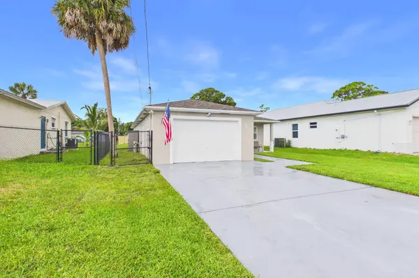 6784 3RD ST, Jupiter, FL 33458