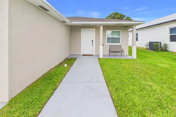6784 3RD ST, Jupiter, FL 33458