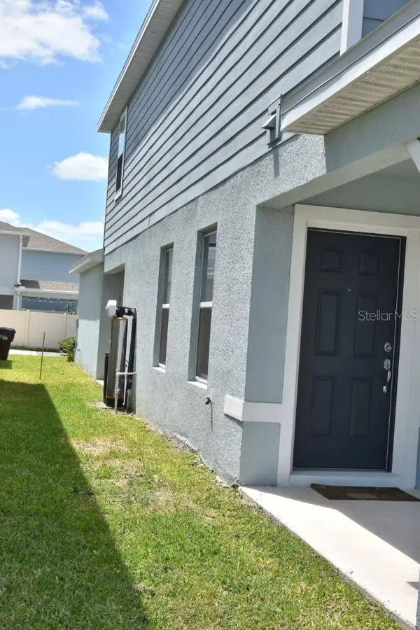 1861 SUMMER SERENITY DR, Kissimmee, FL 34744