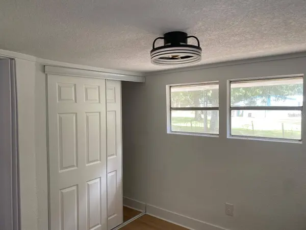 19429 MCCLOY CIR, Brooksville, FL 34601