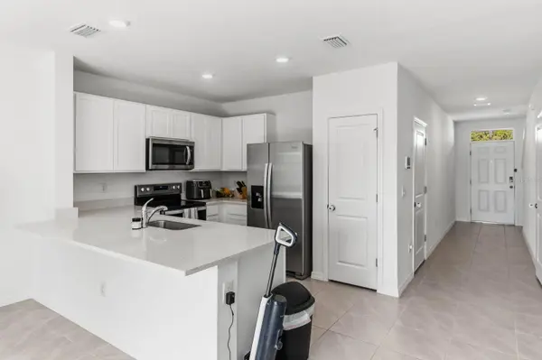4461 RACHEL FALLS DR, Tampa, FL 33610